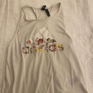 Adidas womens medium workout tank